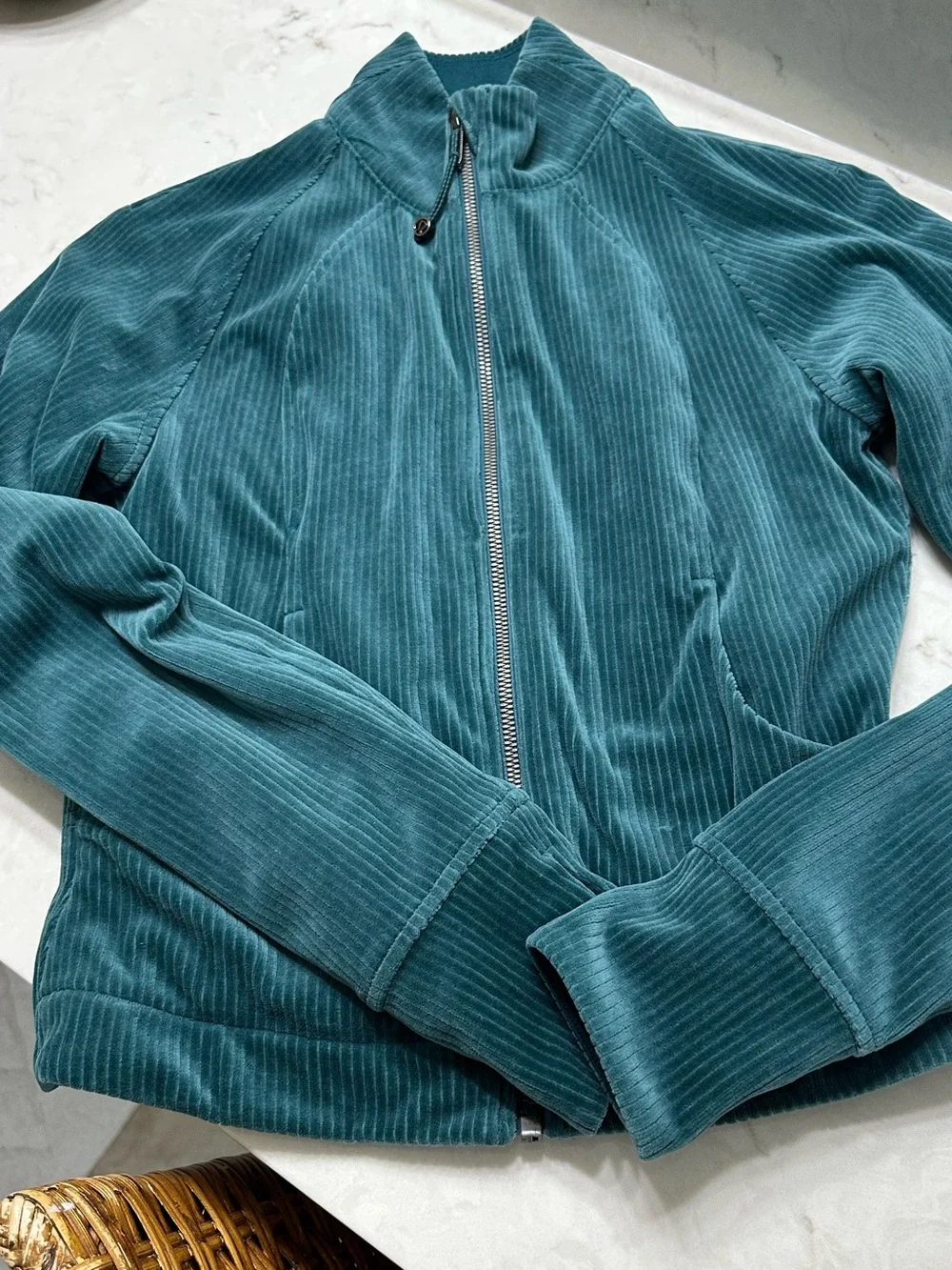 lululemon athletica Teal Corduroy-Texture Zip Crewneck Jacket, size 4
